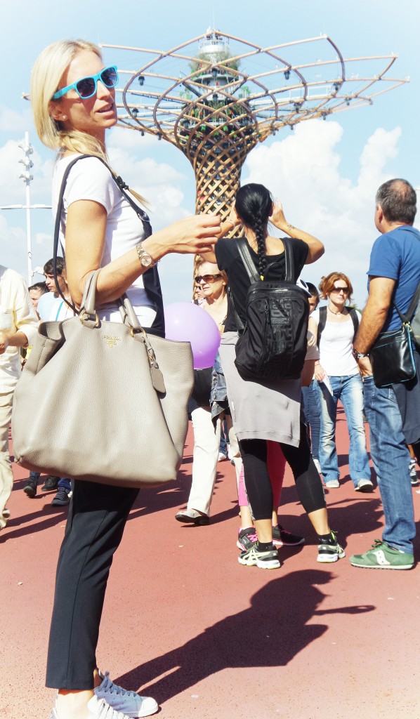 Expo Milano 2015 - Navy Blue Outfit