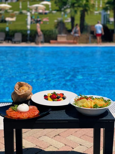 Light lunch bordo piscina - Villa Cariola